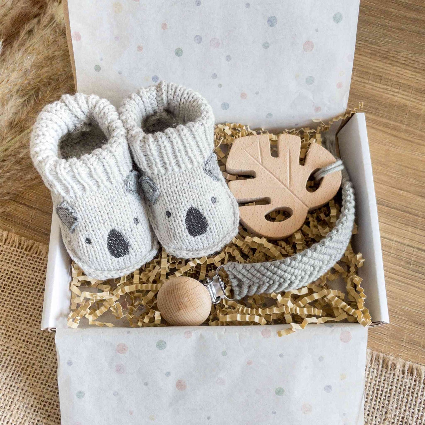 set regalo neonato koala con calzine a maglia a forma di koala massaggiagengive in legno a forma di foglia e catenina clip ciuccio