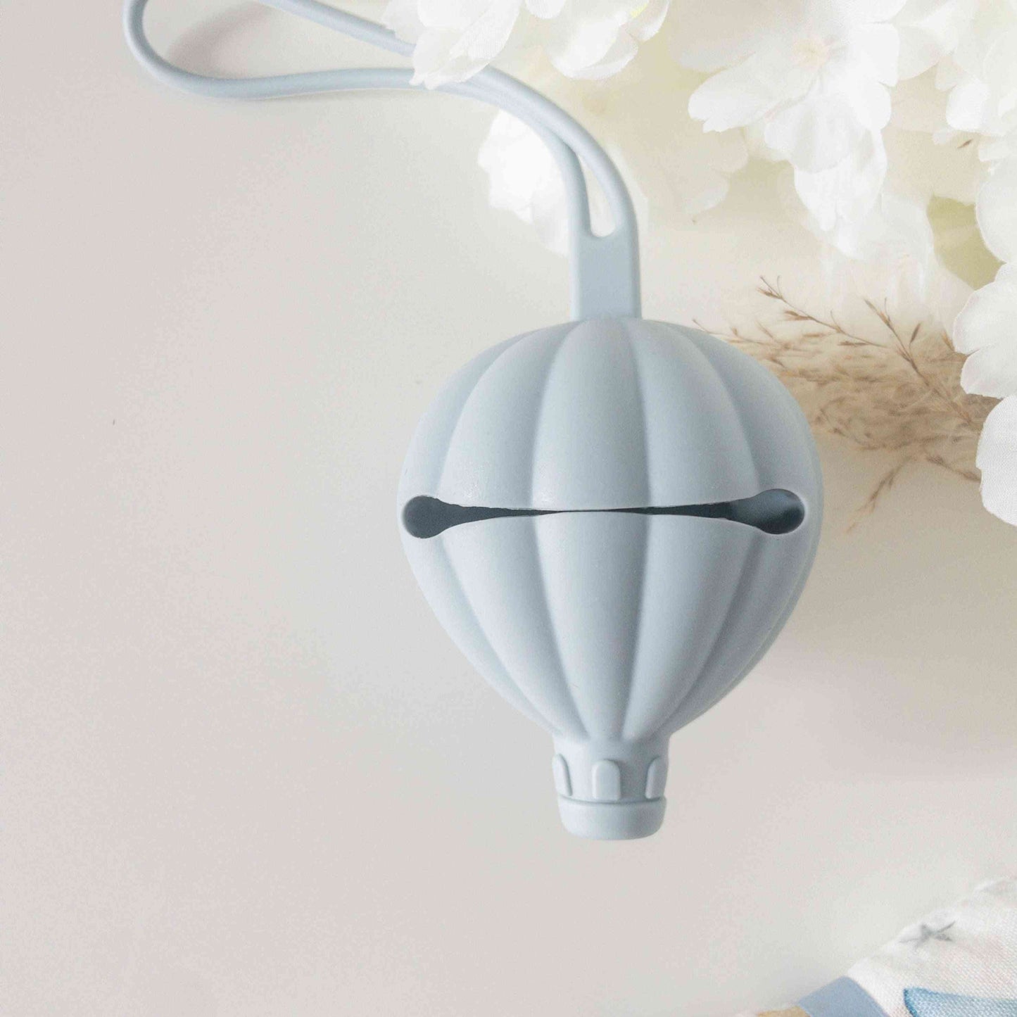 porta ciuccio in silicone alimentare a forma di mongolfiera azzurro