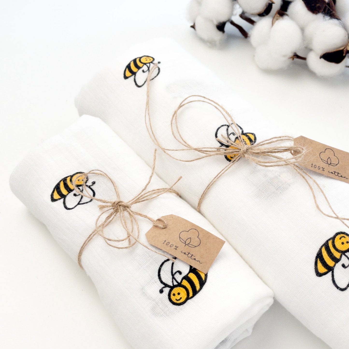 Mussole per neonato varie dimensioni, mussola 100% cotone con api per fasciatoio, baby swaddle, allattamento e mille usi