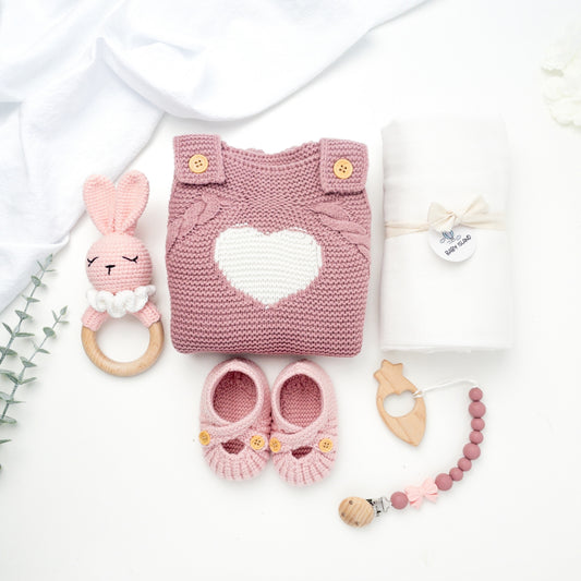 contenuto del set regalo per neonata Baby Bunny, set regalo neonata rosa, idea regalo originale per nascita neonato femmina