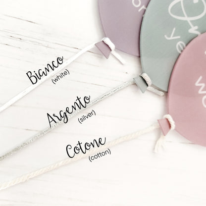 Set palloncini in acrilico per traguardi mensili neonato, ideale per foto ricordo baby milestone, colori pastello unisex genere neutro, con cordino personalizzabile