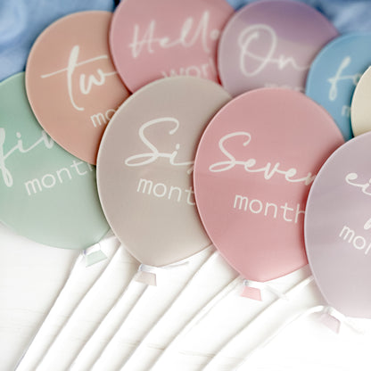 Palloncini complimese in acrilico per foto mensili
