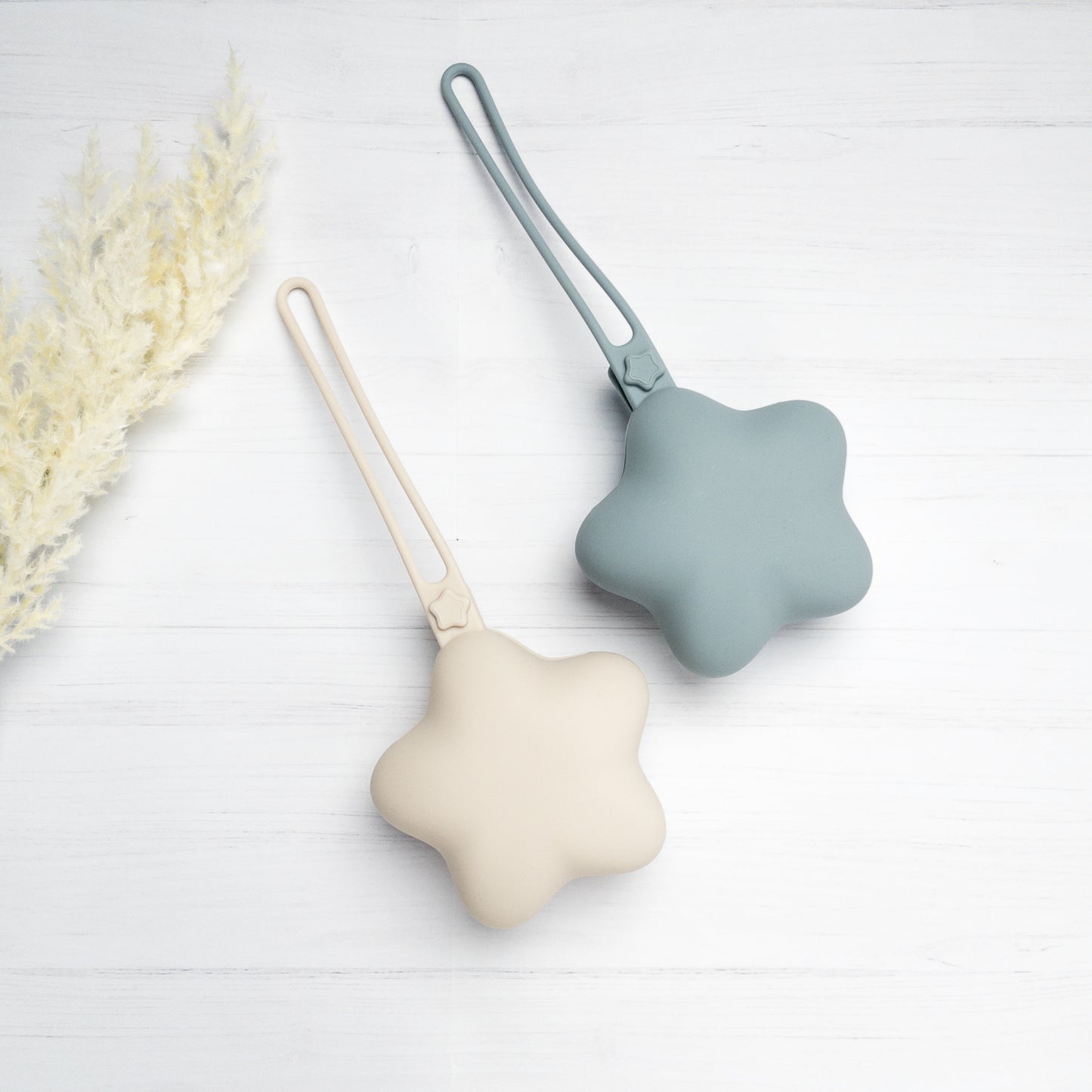 set custodie portaciuccio beige e blu polvere a forma di stella in silicone alimentare senza BPA 