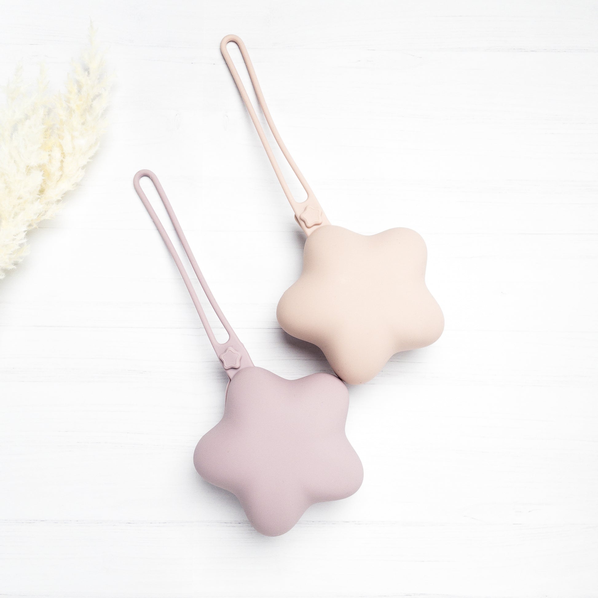 set custodie portaciuccio beige e rosa a forma di stella in silicone alimentare senza BPA 