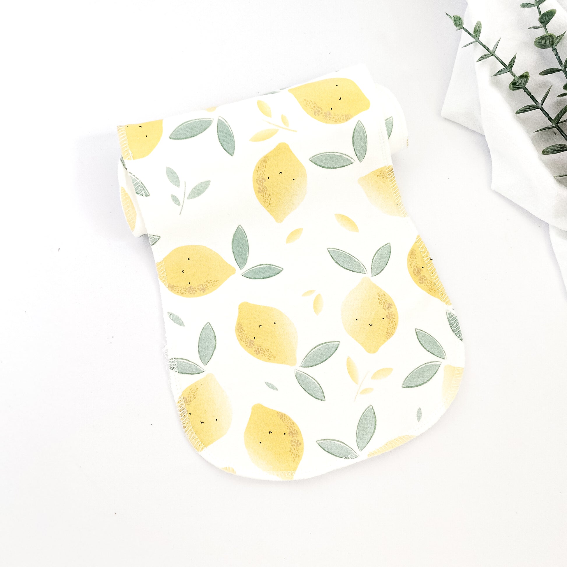 Set di 5 salviette in cotone con stampa di fiori colorati, morbide e pratiche per proteggere vestiti da rigurgiti, SKU: 12345