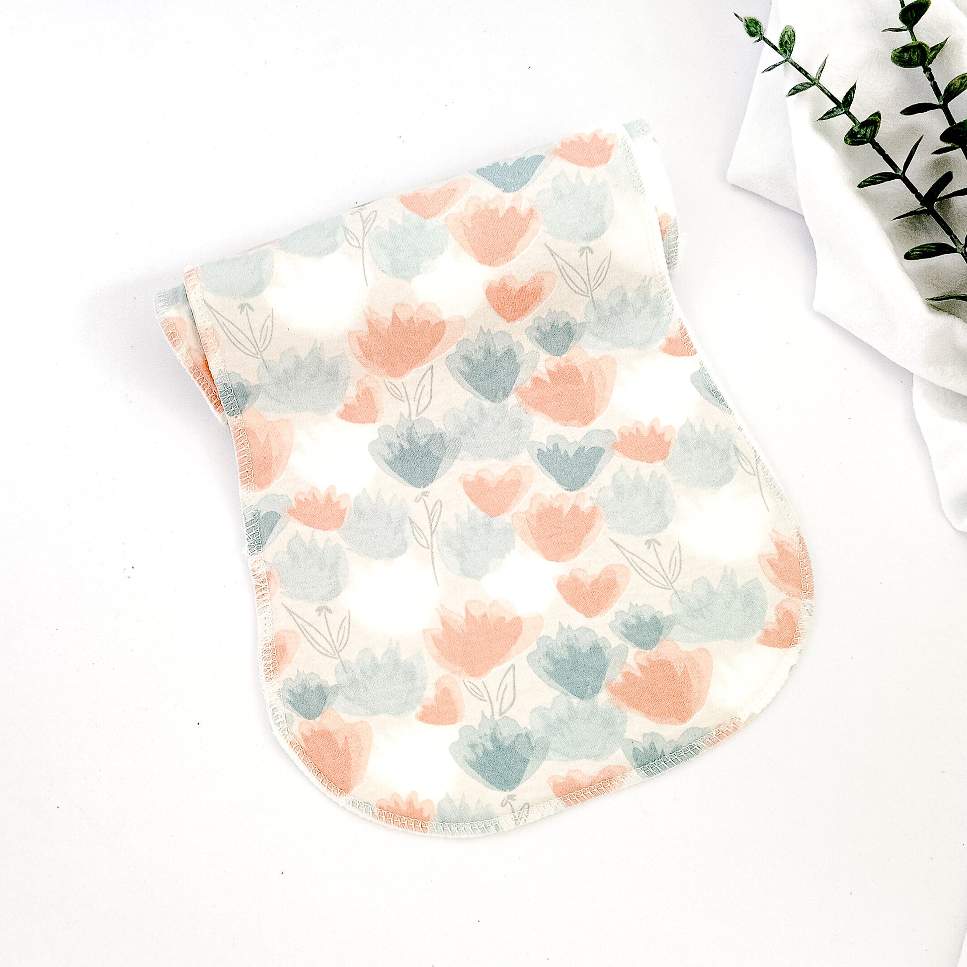 Salviette ruttino neonato in cotone con stampa di fiori e limoni, morbide e assorbenti, perfette per igiene e comfort, SKU: 12345