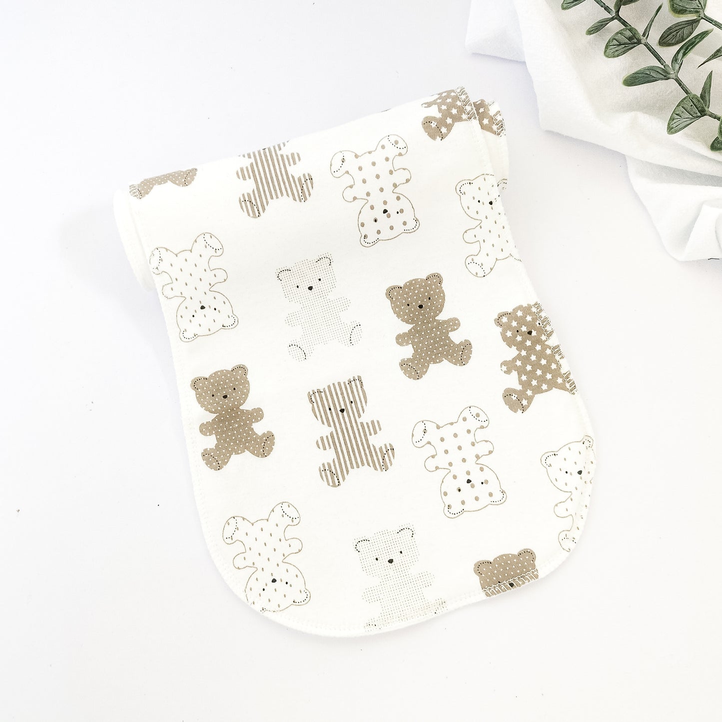 Set di 5 salviette ruttino neonato in cotone morbido con orsetti e righe, ideali per allattamento e protezione vestiti, SKU: 12345