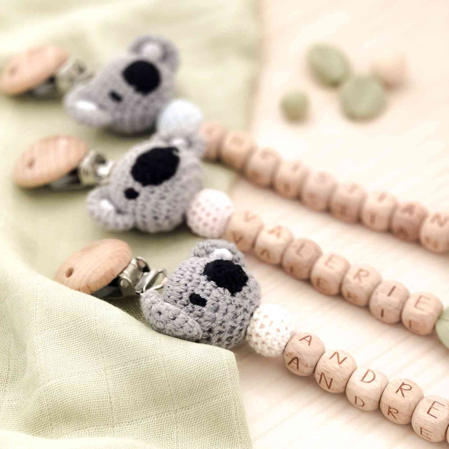 Portaciuccio in silicone con koala personalizzato con nome, accessorio sicuro e pratico per il tuo bambino