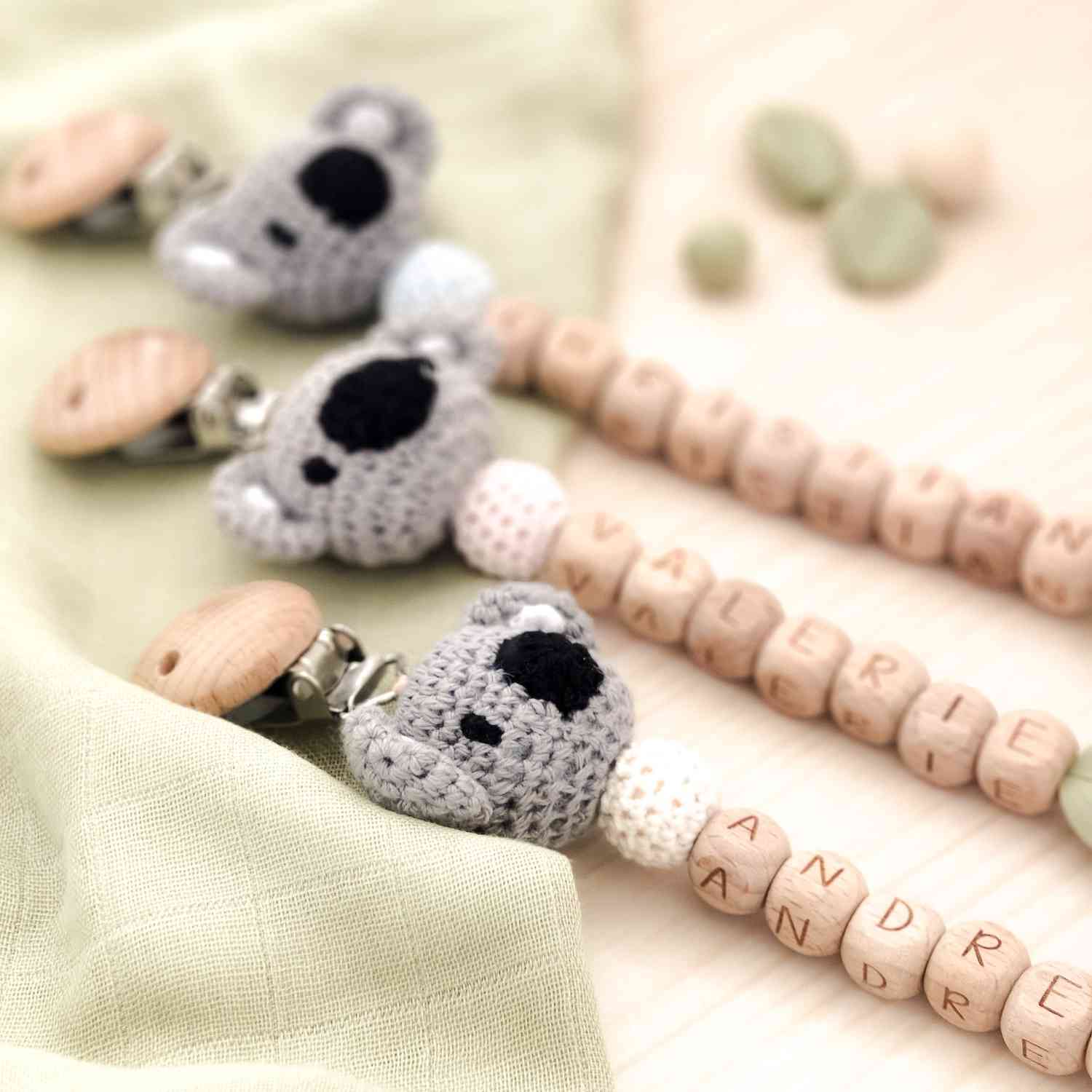 Portaciuccio in silicone con koala personalizzato con nome, accessorio sicuro e pratico per il tuo bambino